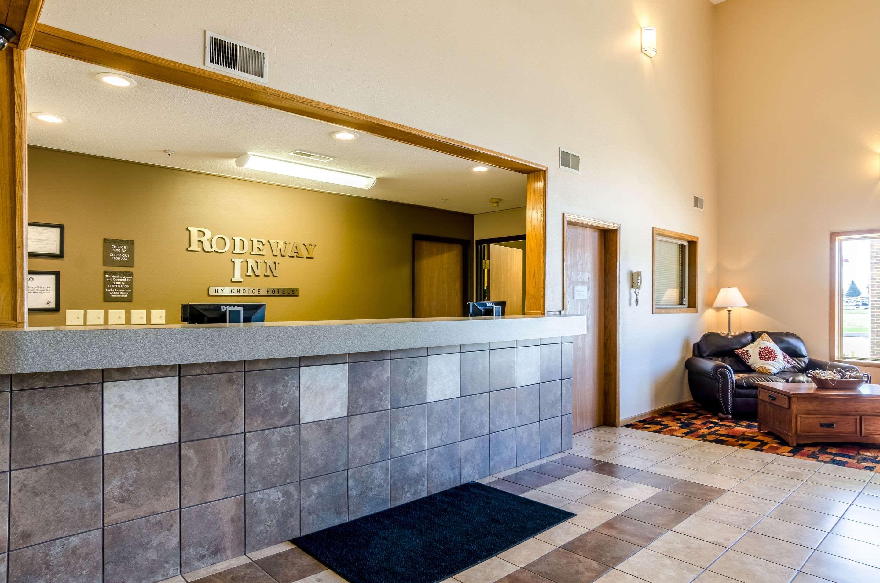 Rodeway Inn Ainsworth Bagian luar foto